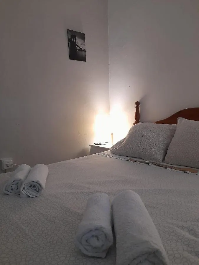 Pension Hidalgo 2 Utrera Guest house